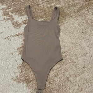 Abercrombie & Fitch Soft AF brown tank bodysuit XXS | capsule wardrobe